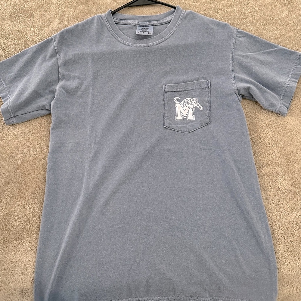 Comfort color T shirt